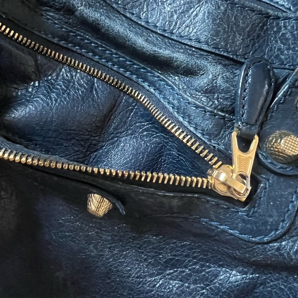 Balenciaga - Picture 4 of 12